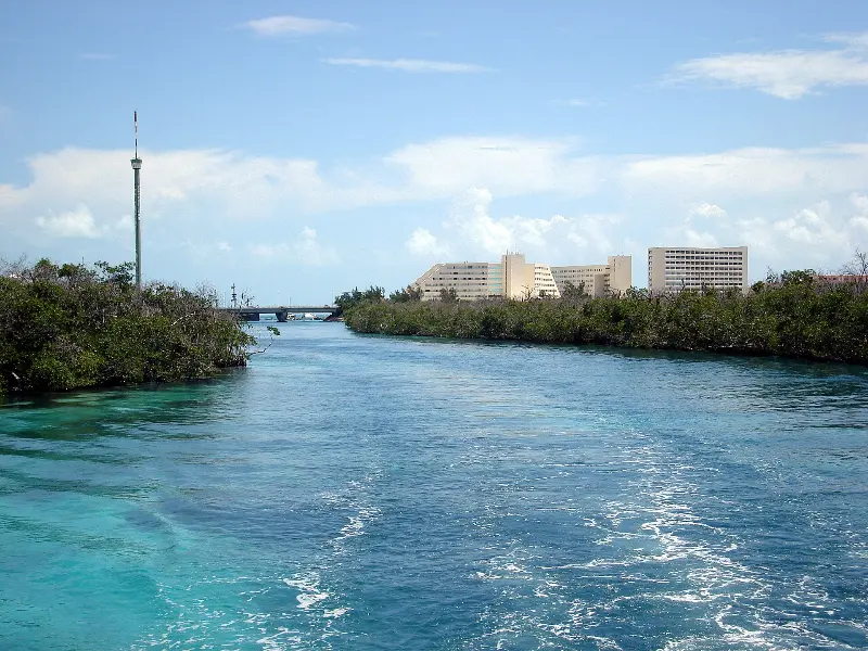 Torre Escénica de Cancún