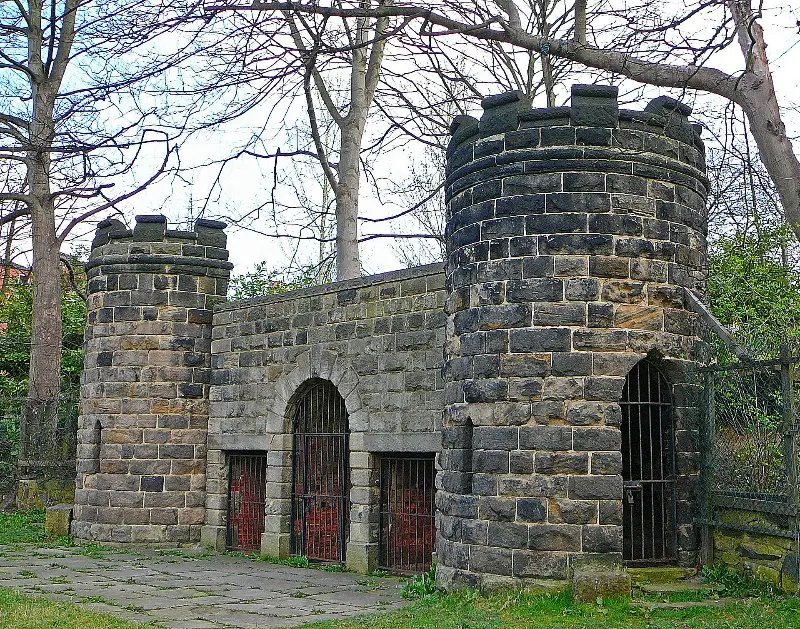 The Old Bear Pit
