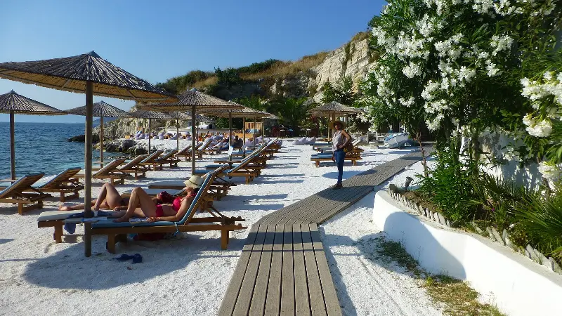Παραλία Καρνάγιο