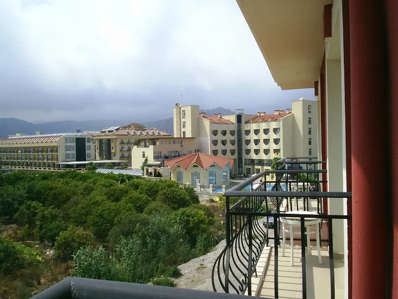 Larissa Inn Beach