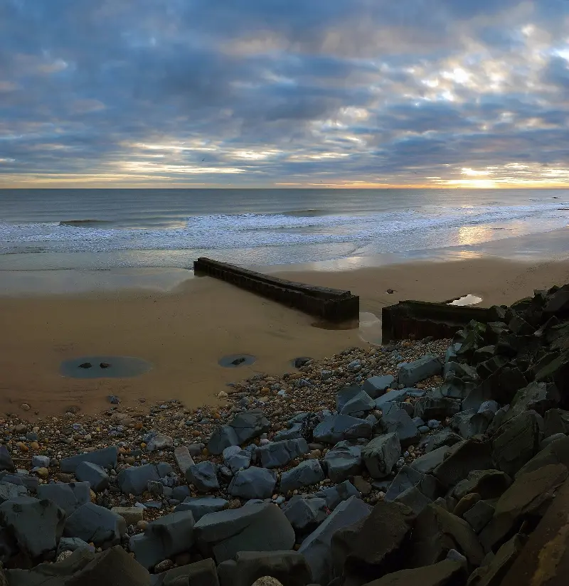 Hendon Beach