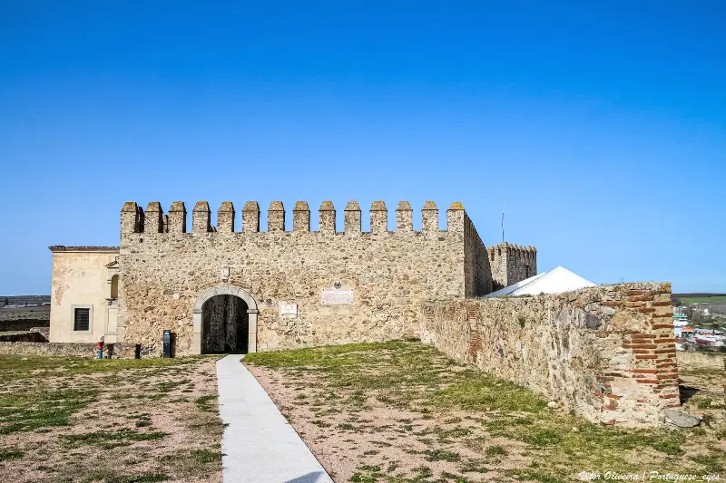 Baloiço do Castelo de Campo Maior